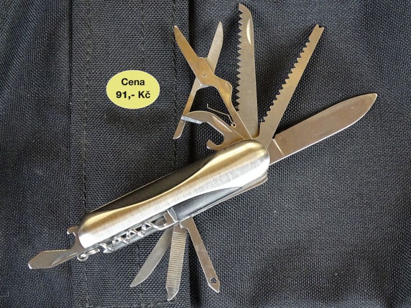 No a konečně náš 14(!) nožík je prodáván pod názvem Wyoming za cenu 91,- Kč. Pěkně zpracovaný nožík, který vám poskytne 13 funkcí: nůž, nůžky, otevírák korunkových uzávěrů, malý plochý šroubovák, otevírák konzerv, pilku na dřevo, zuby na tvorbu troudu, křížový šroubovák, bodlo, čistič nehtů, pilník na nehty, nástroj na provlékání šňůr a vývrtku. Délka nožíku v zavřeném stavu je 93 mm, šířka 25 mm a výška 19 mm. Délka čepele nože je 55 mm a hmotnost nože 107 gramů.